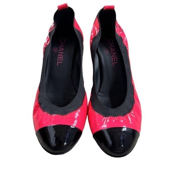 Chanel Logo Pink Patent Leather Black Cap Toe Ballet Pump Heels 10.5 US 41 IT - Picture 2 of 12